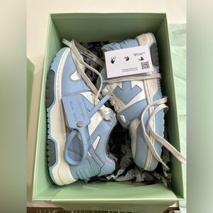 Off white out of office baby blue shoes. Size 39